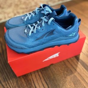 BNWT Altra Lone Peak 6 Trail Running Shoe